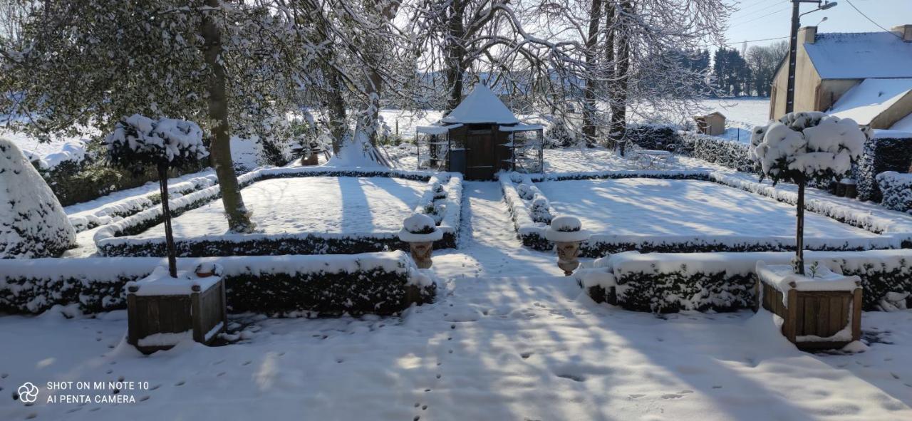 Pleslin-Trigavou Le Manoir De La Bigotiere B&B 외부 사진